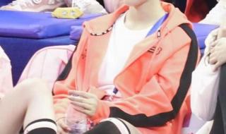 他叫我自己玩给他看 他叫我自己玩给他看